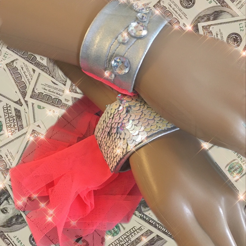 7 Piece Exotic Dancewear Set Size Sm - Picture 9 of 15